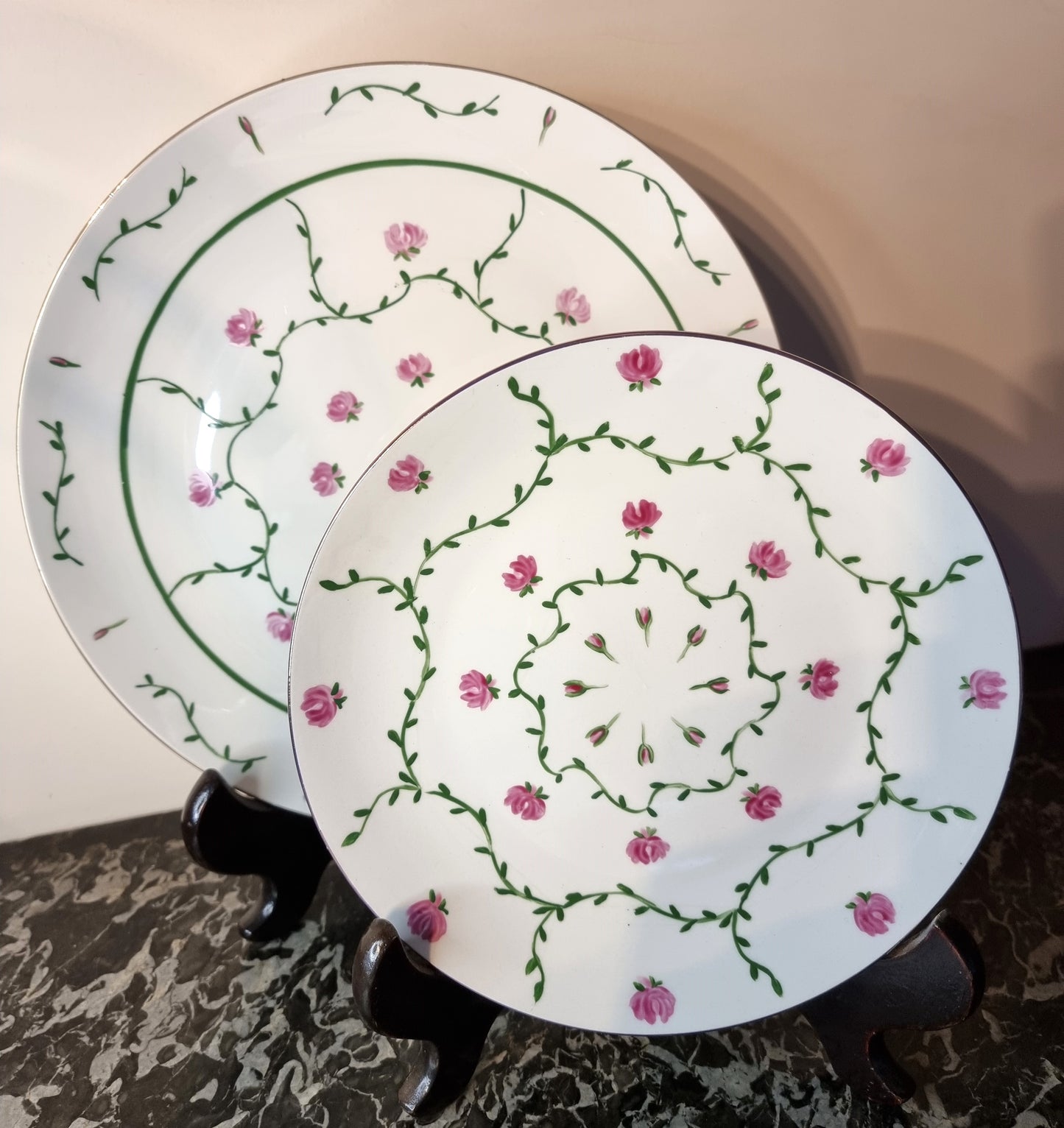 Décor peint à la main assiette 002