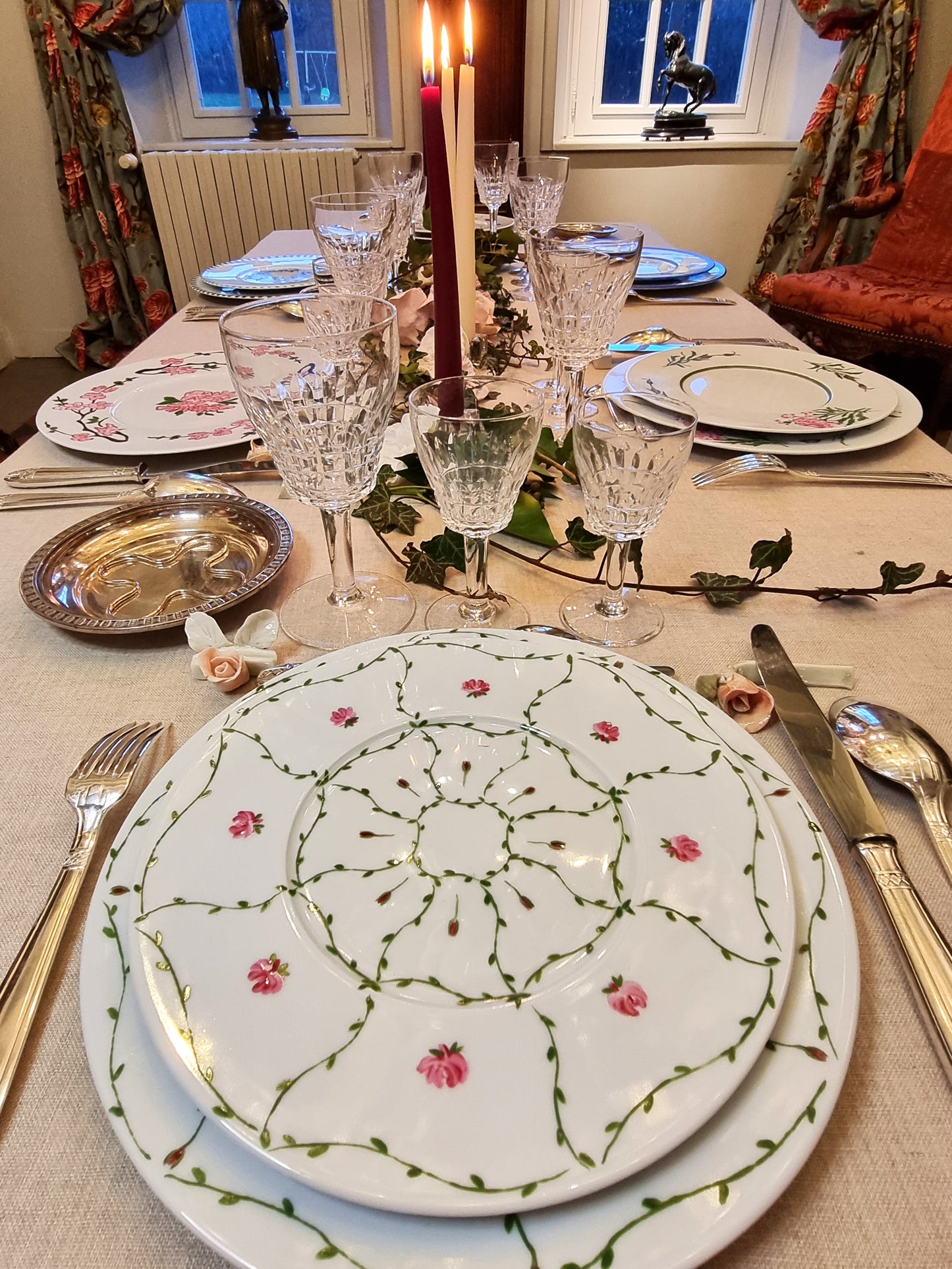 Décor peint à la main assiette 003