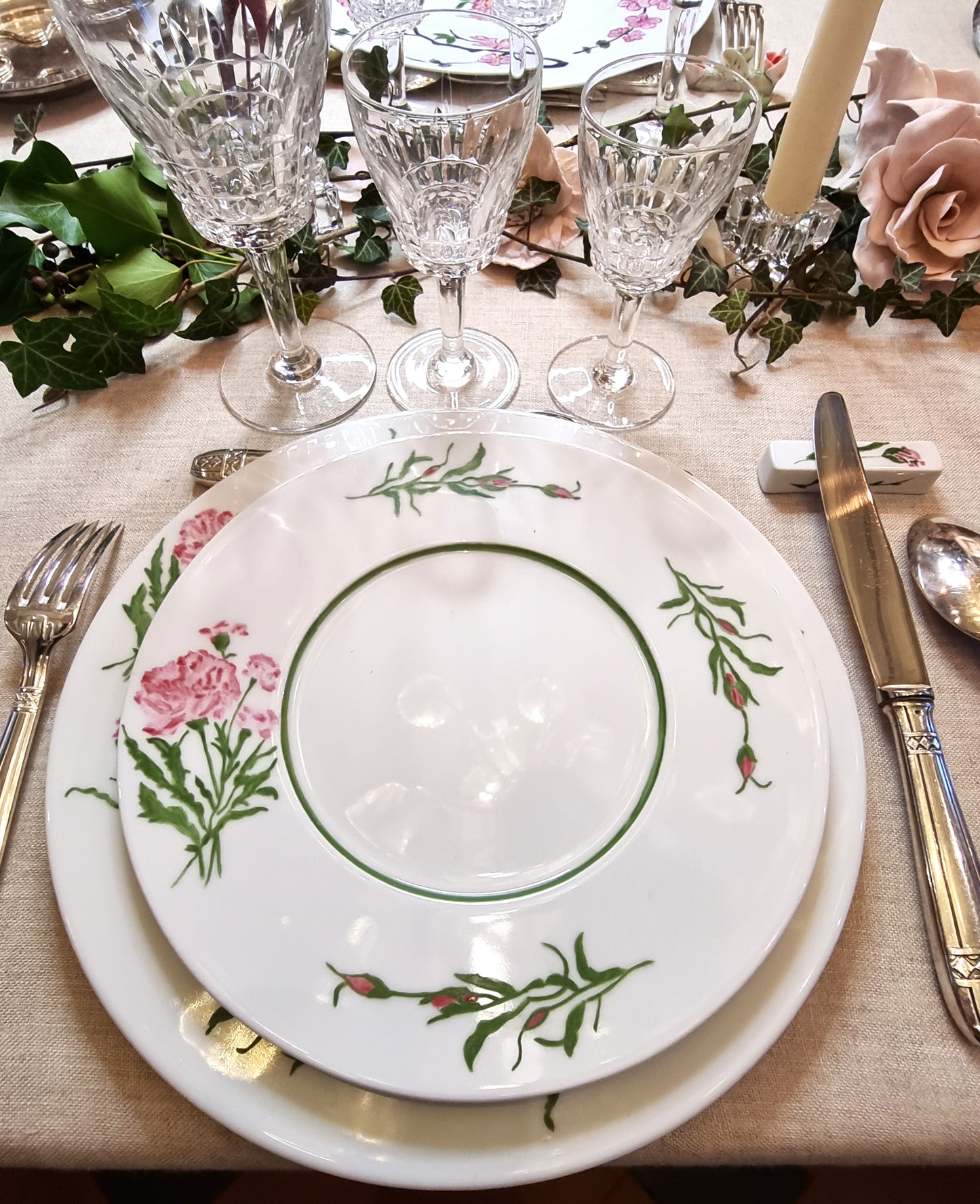 Décor peint à la main assiette 004