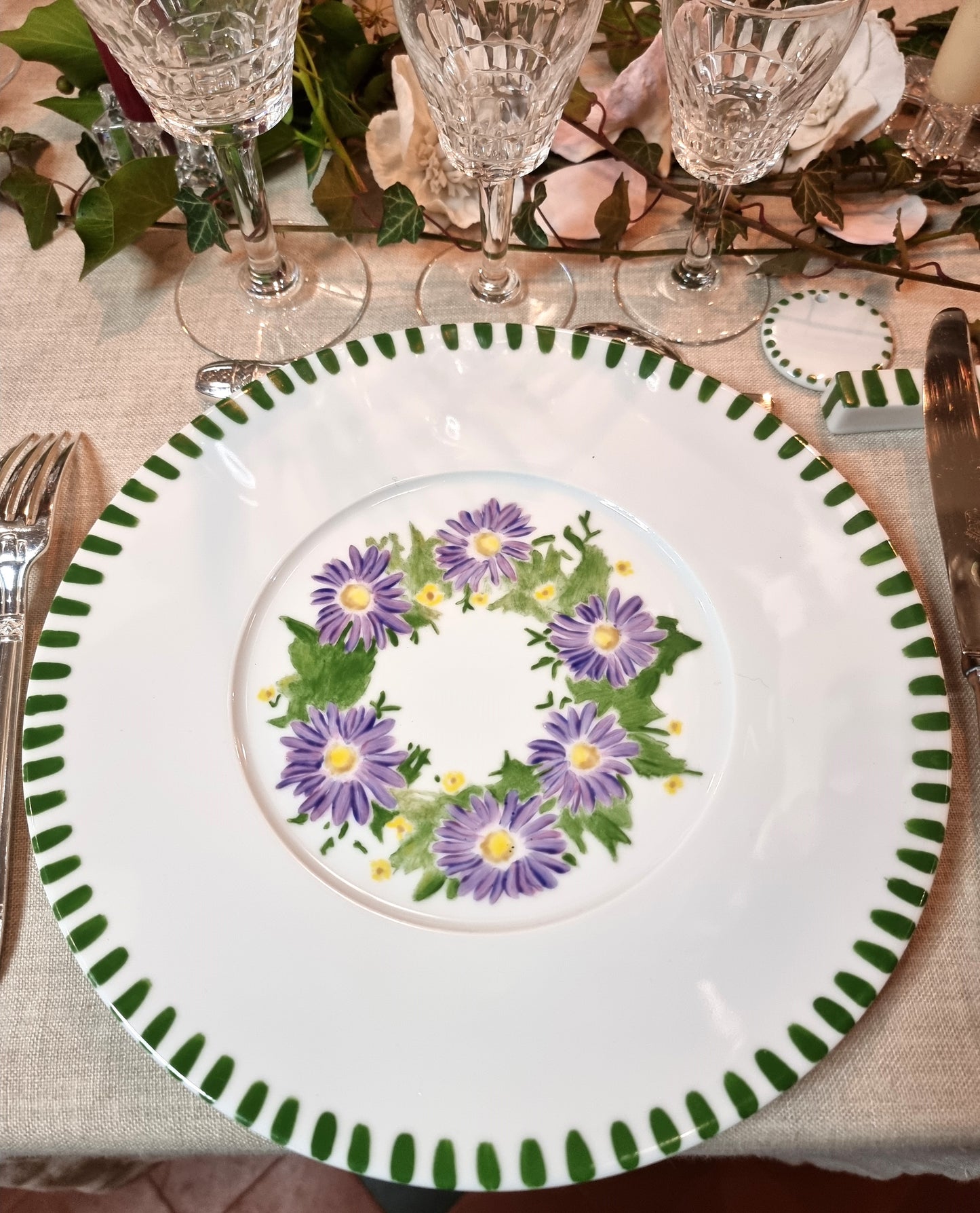 Décor peint à la main assiette 005