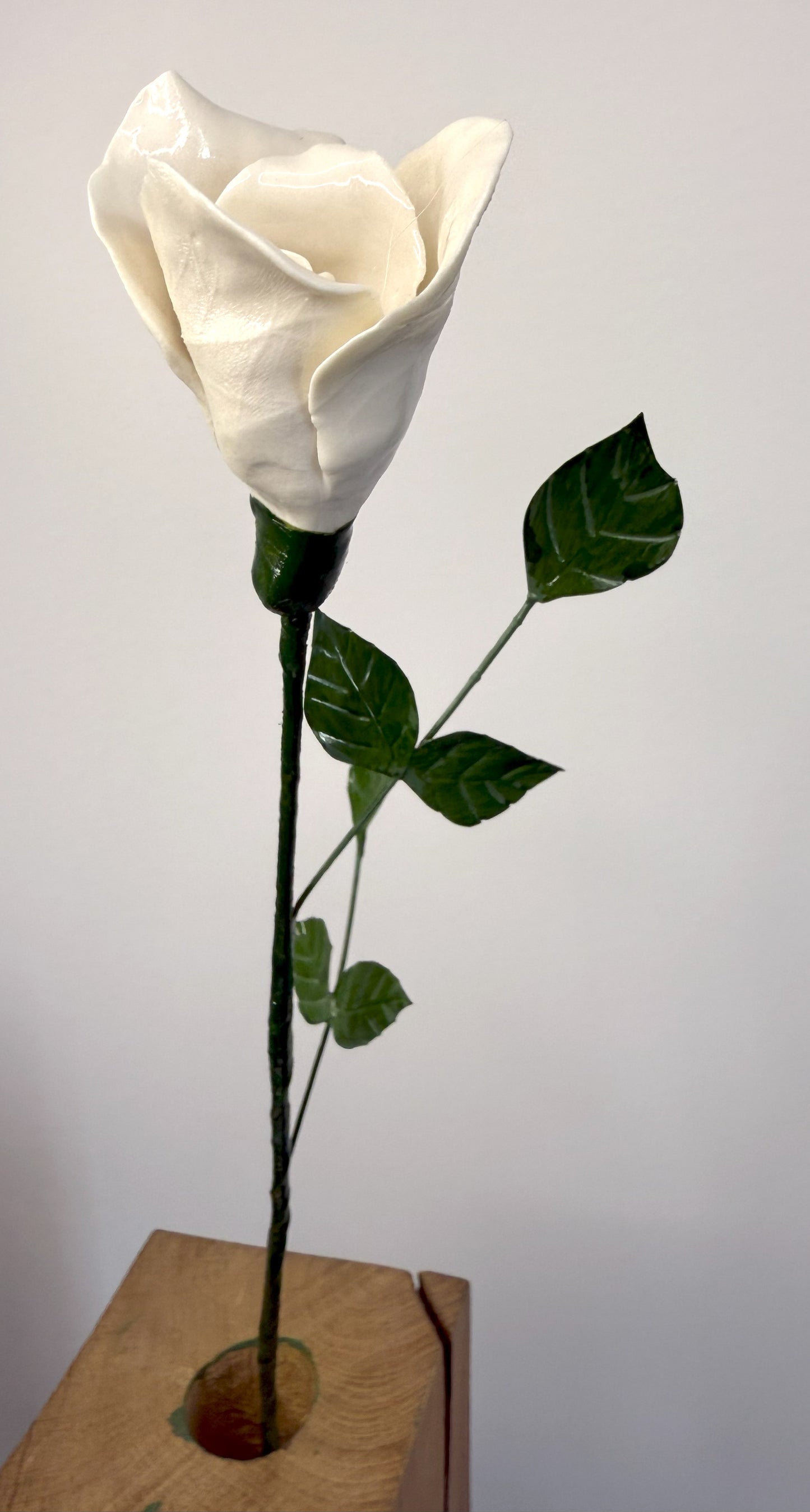 Tige de petite rose en porcelaine émaillée blanche, PRO-000-1-0-T