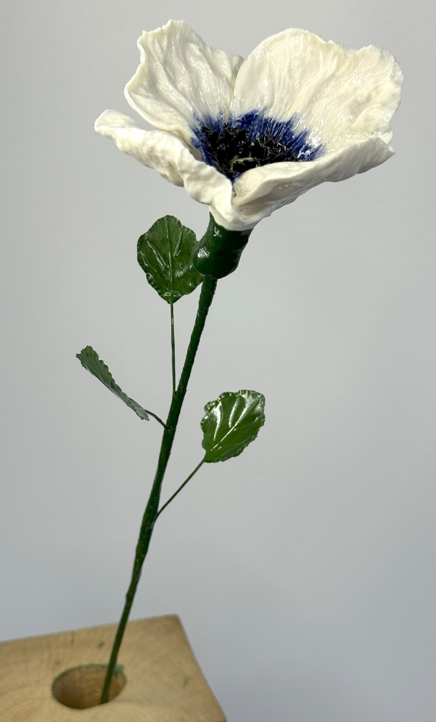 Tige de grand pavot en porcelaine émaillée bleu vif et blanche, GP-343/386/370/1-0-T