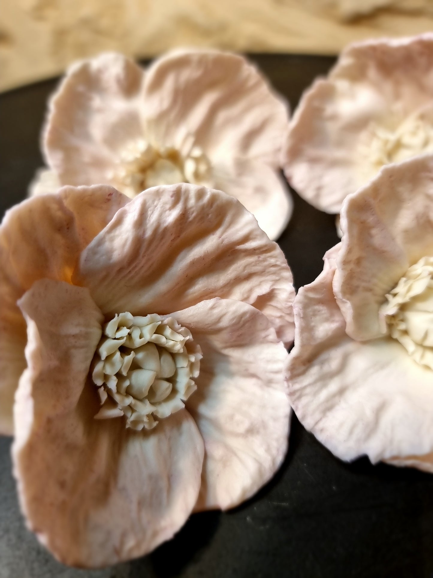Porcelain flower 064