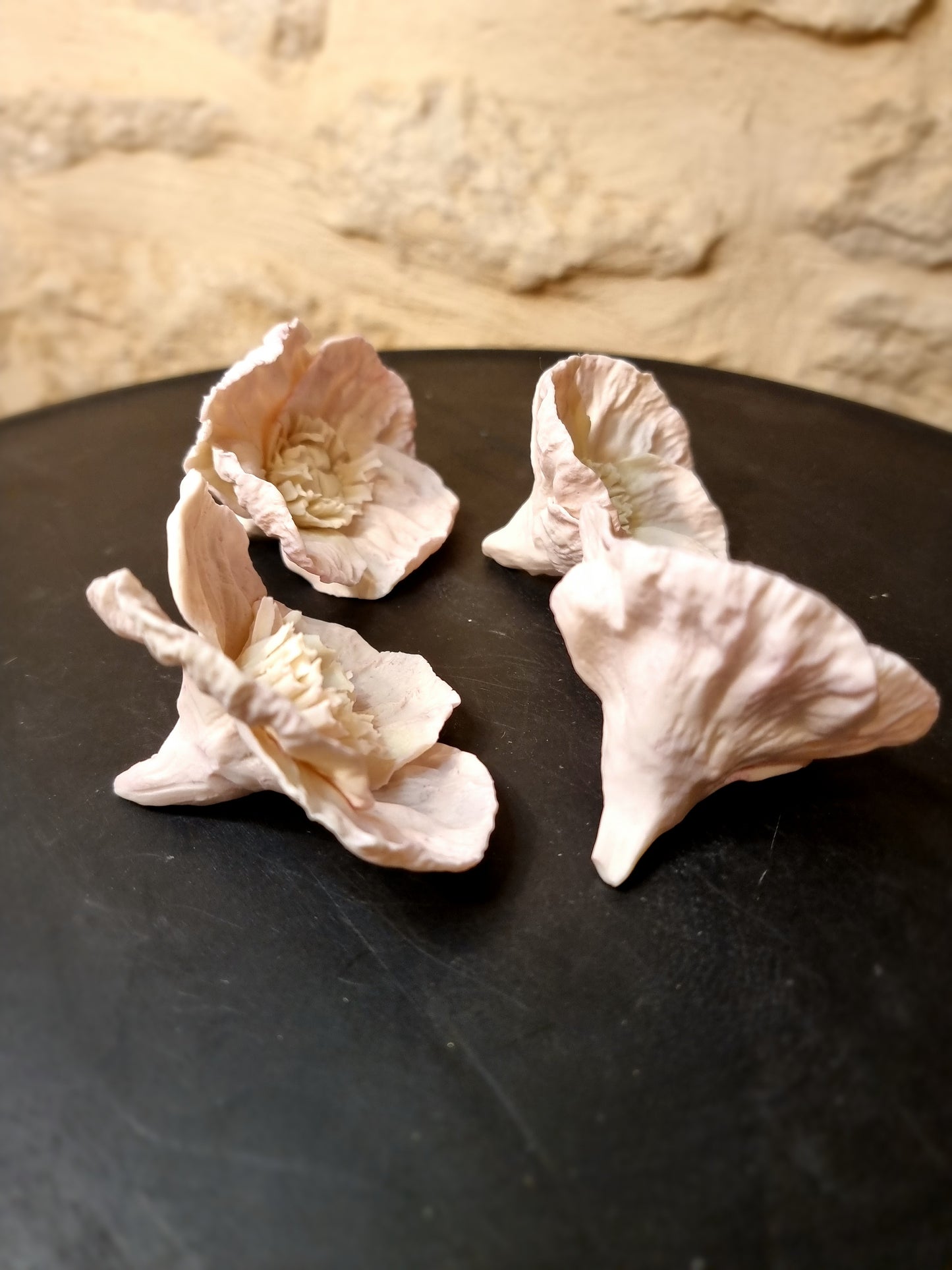 Porcelain flower 064