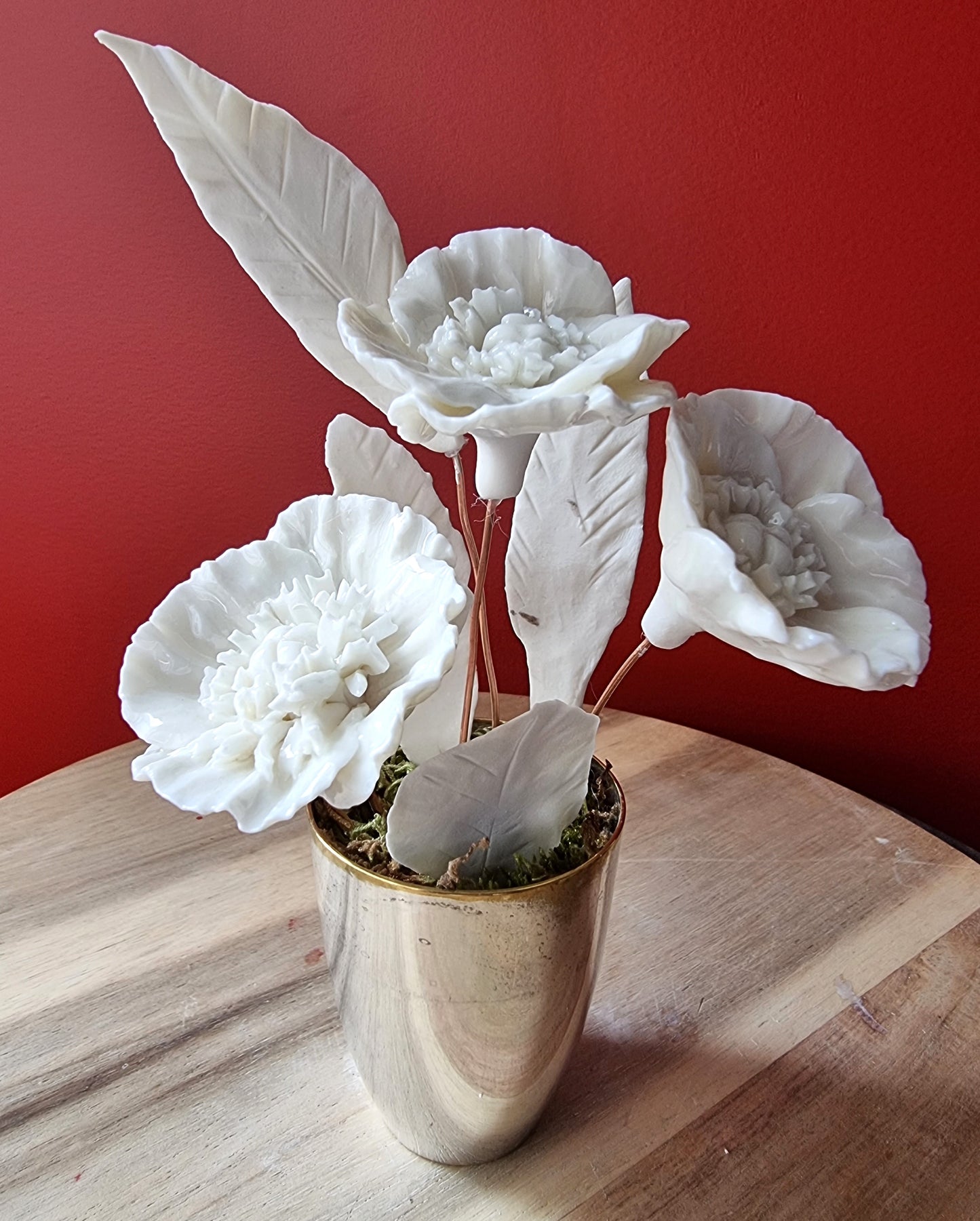 Pompadour porcelain flower 008
