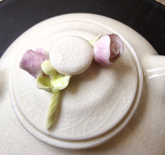 Flower porcelain teapot 001