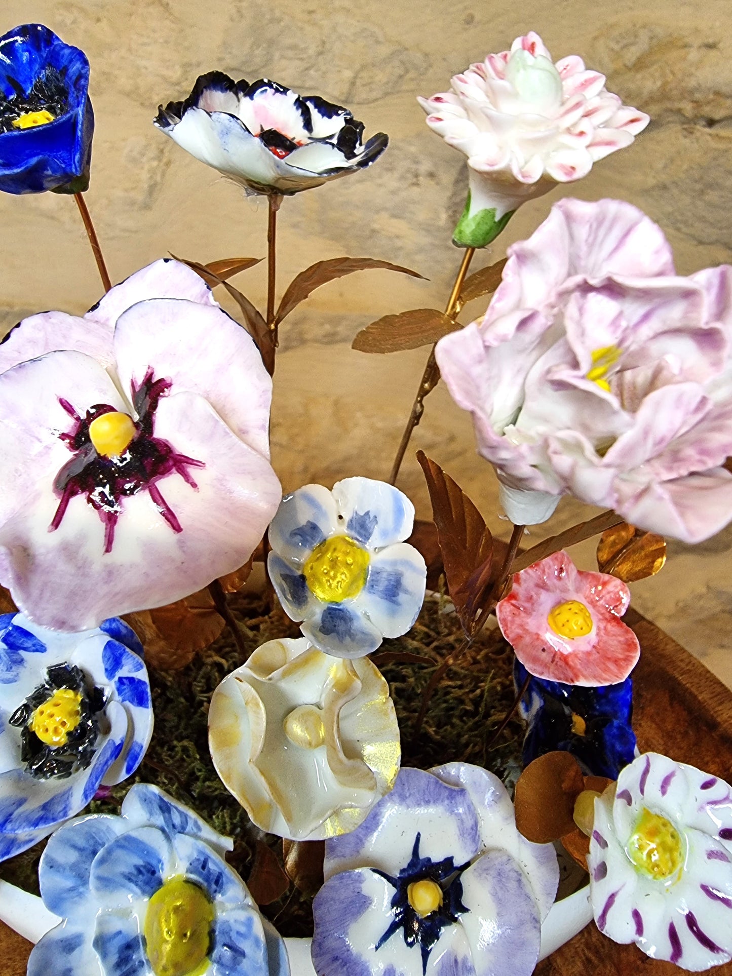 Pompadour porcelain flower 004