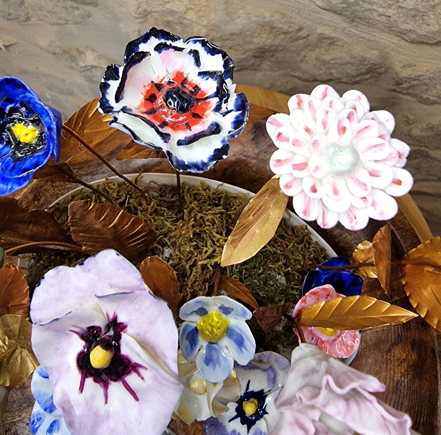 Pompadour porcelain flower 004