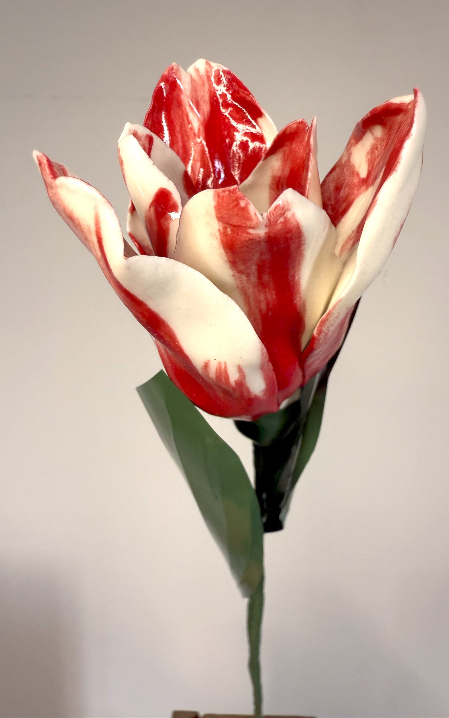 Tige de tulipe en porcelaine émaillée rouge, TUL-387-1-0-T