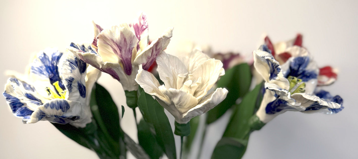 White glazed porcelain parrot tulip stem, TPO-000-1-0-T