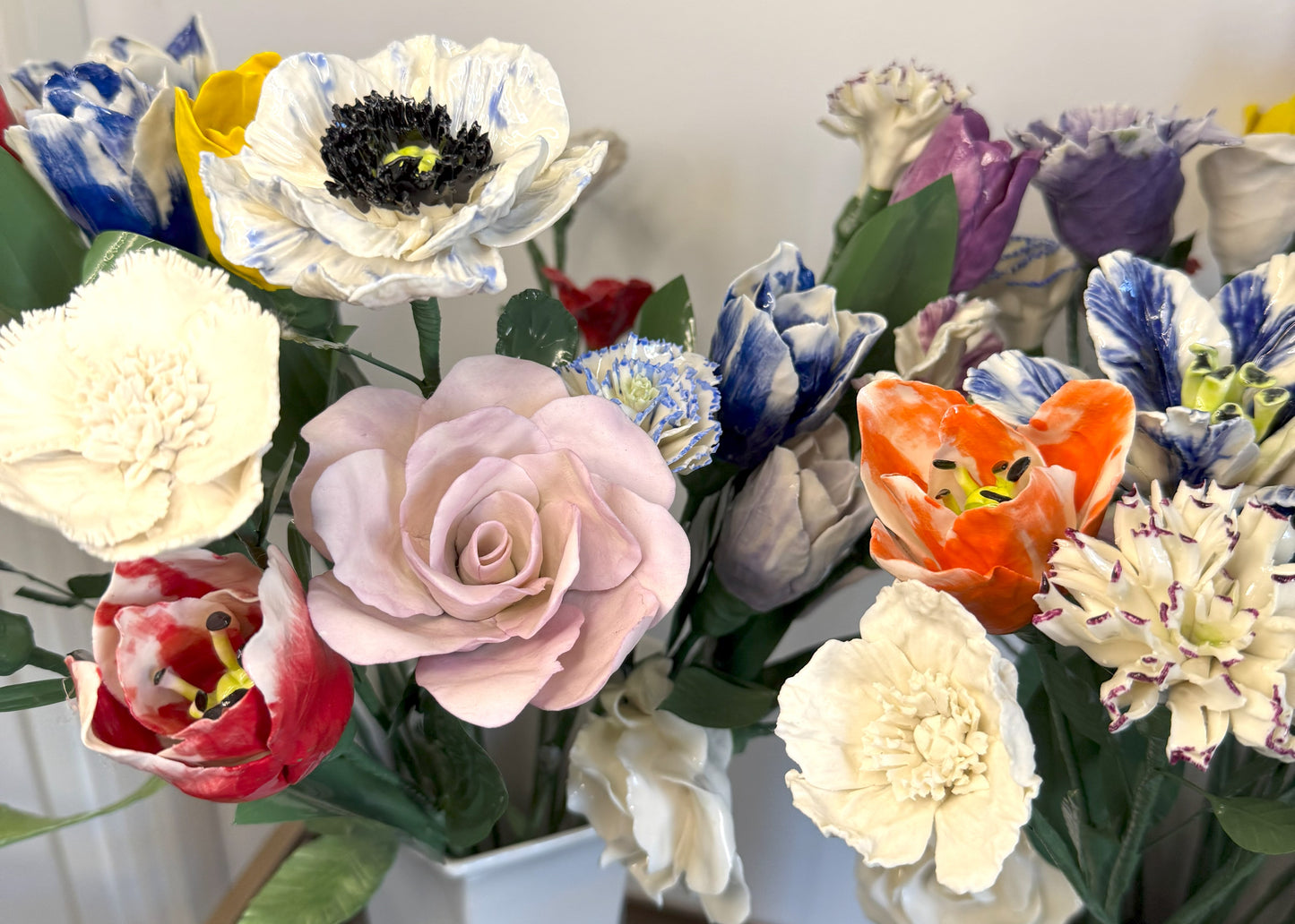 Bouquet de fleurs en porcelaine