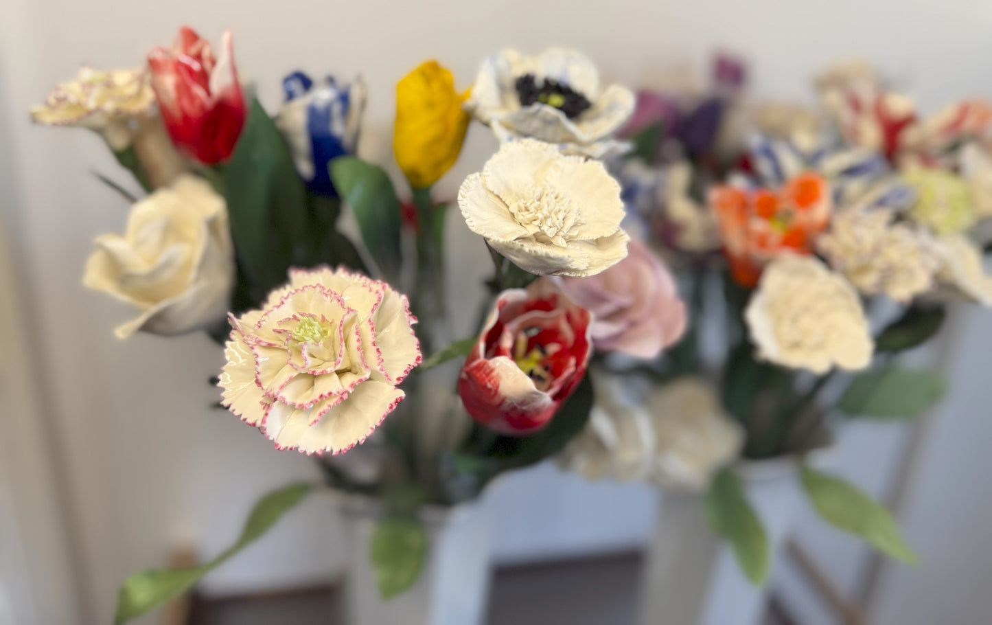 Bouquet de fleurs en porcelaine