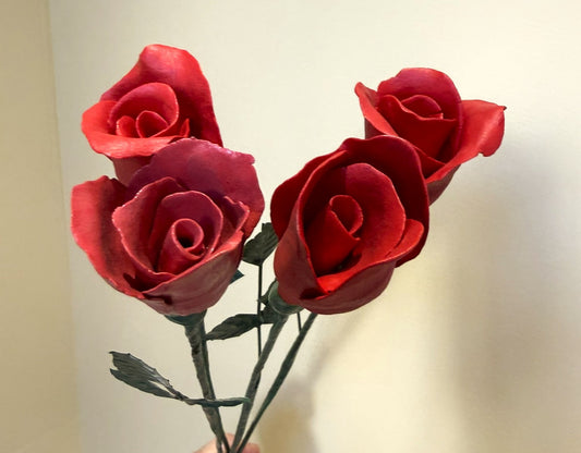 Tige de petite rose en biscuit de porcelaine rouge PRO-ENG-rouge-T