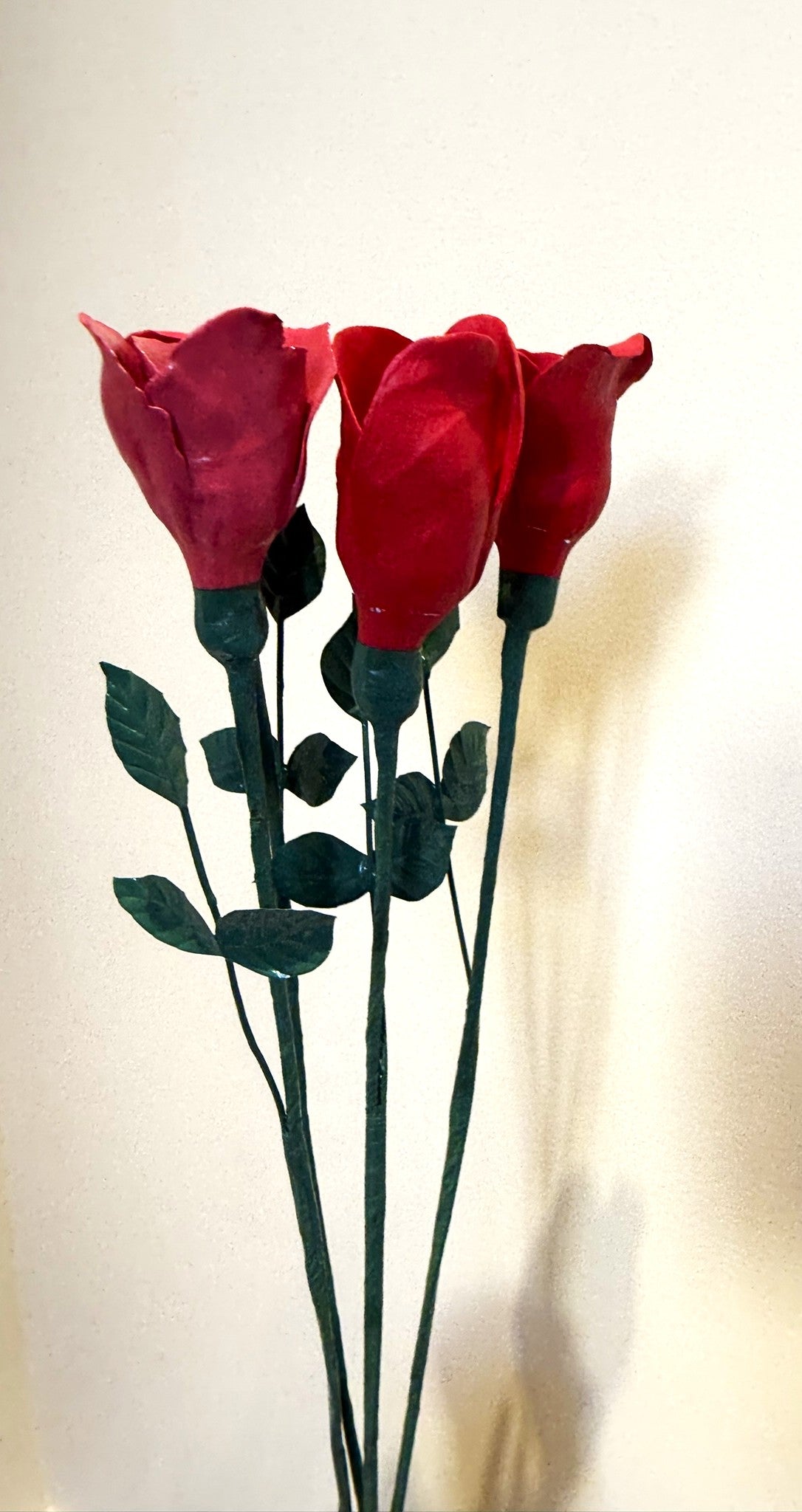 Tige de petite rose en biscuit de porcelaine rouge PRO-ENG-rouge-T
