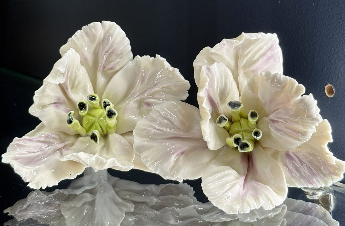 Tulipe perroquet en porcelaine émaillée rose pâle à poser  TPO-316-1-0-P