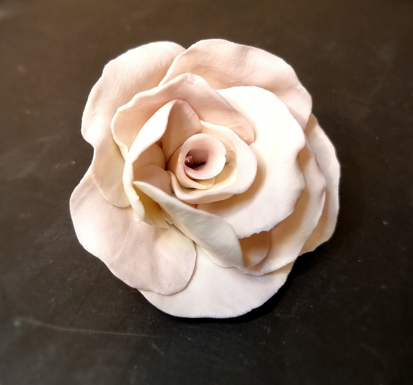 Porcelain flower 062