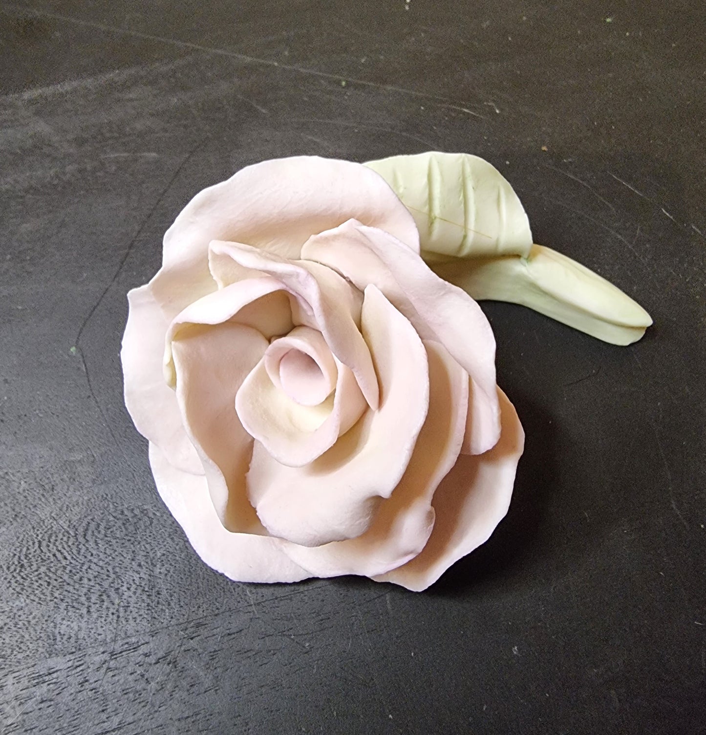 Porcelain flower 062
